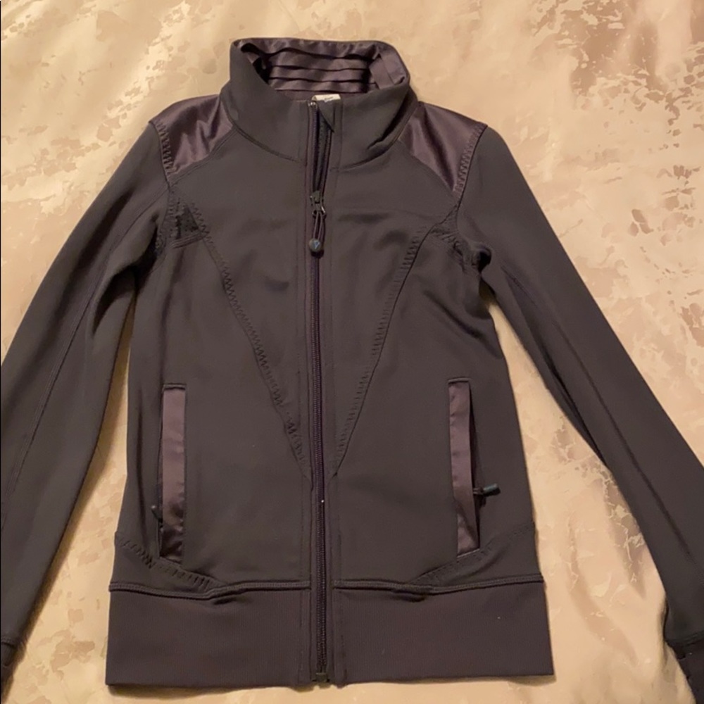 Girls Ivivva Jacket Size 8